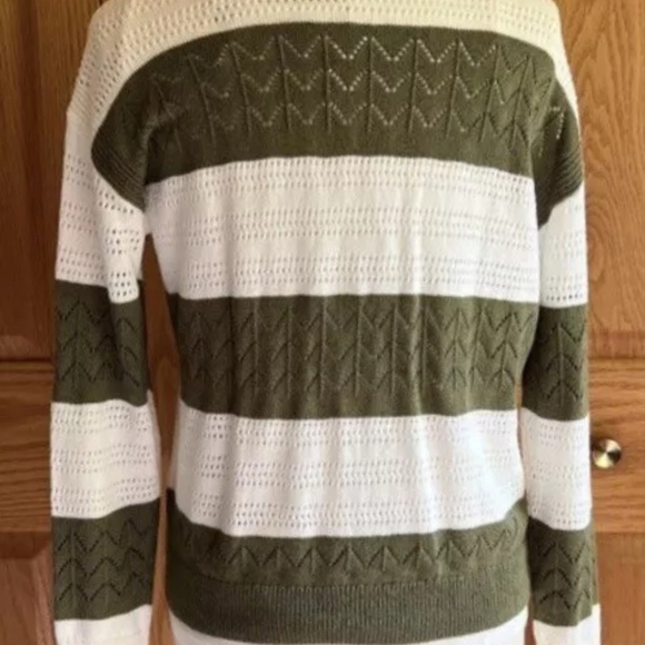 CHARTER CLUB Elegant Green and Cream Women's Cardigan - Picture 7 of 14